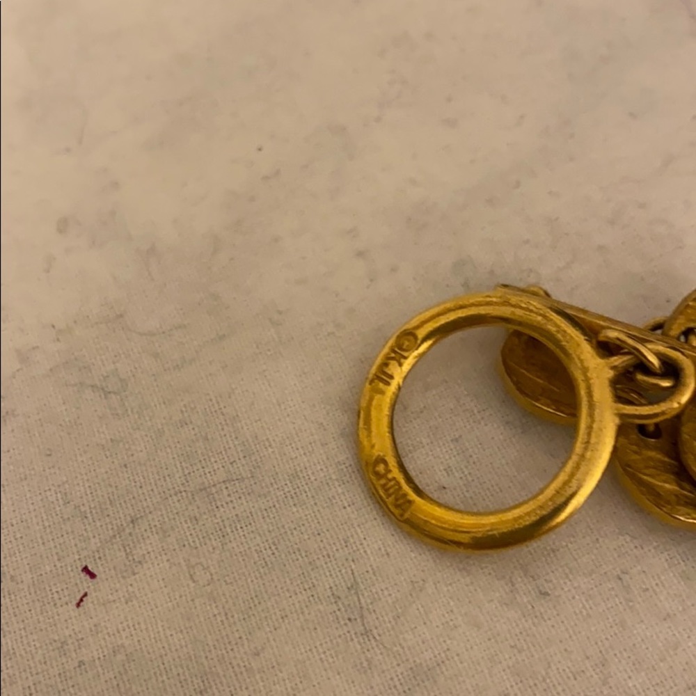 Vintage KJL gold tone bracelet with toggle - Picture 5 of 5